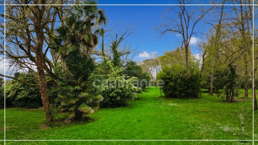 Photos 34 - Prestige - Dpt (32) NOGARO proche, ELEGANTE MAISON DE NOTABLES, économique, du XIXs 600M2, parc séculaire, dépendances en U, 11 ha, sans travaux