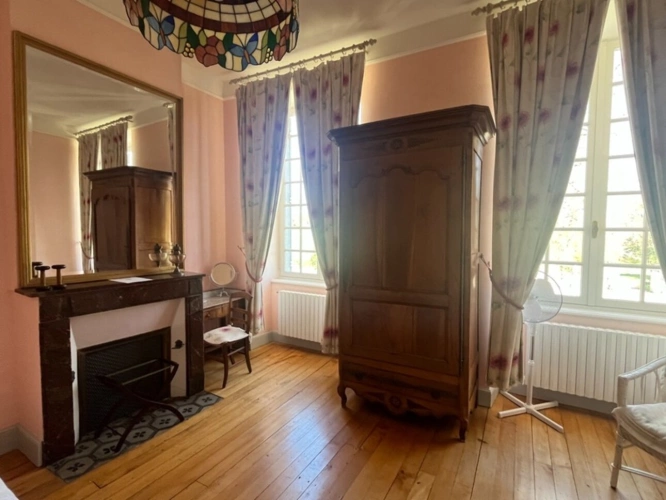 Photos 41 - Prestige - Elégant CHATEAU XIXs sur 70 ha, VUE PANORAMIQUE PYRÉNÉES, au bout d 'une allée,  Toulouse-Blagnac 1h30