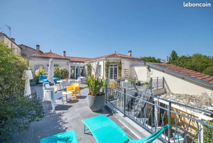 Photos 2 - Prestige - La Villa Bordelaise_Propriéte de caractère avec chambres d'hôtes potentielles - Centre Bordeaux - 255m²