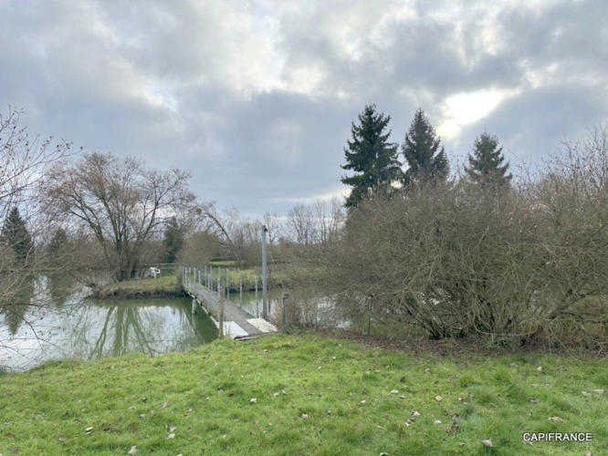 Photos 8 - Rurale - Terrain de loisir avec étangs proche de la Ferté-Bernard (72400)