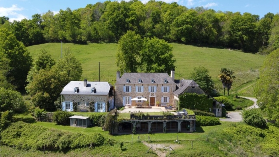 Photos 1 - Equestrian - Pau - Pyrénées-Atlantiques - 450m2 property with 20 ha forest.