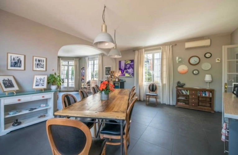 Photos 17 - Prestige - La Villa Bordelaise_Propriéte de caractère avec chambres d'hôtes potentielles - Centre Bordeaux - 255m²