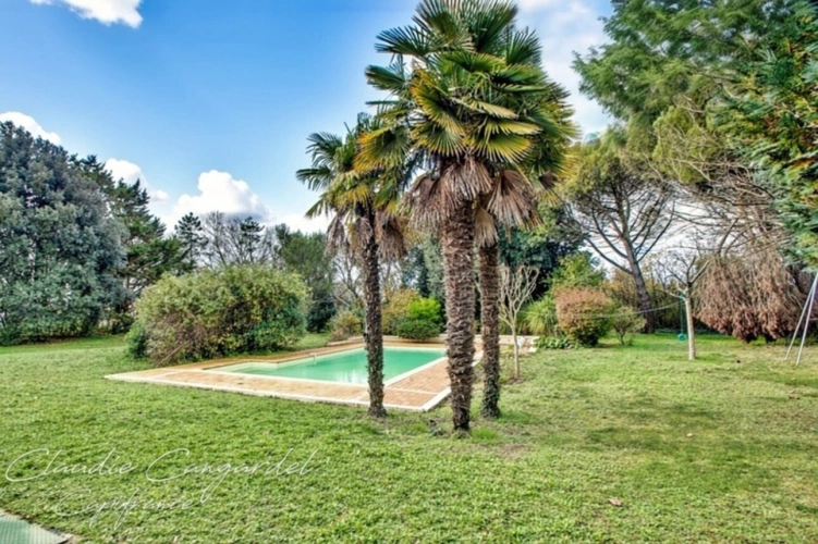 Photos 16 - Prestige - Magnifique propriété de 7 pièces alliant espace, élégance et cadre verdoyant à seulement 10' de LA ROCHELLE