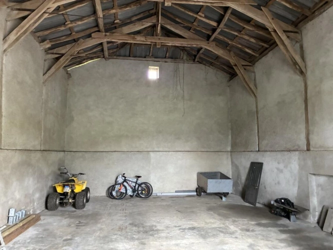 Photos 15 - Land - House