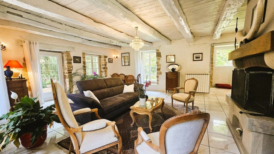 Photos 13 - Tourist - House