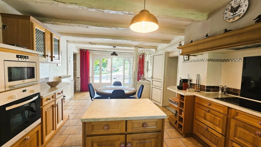 Photos 14 - Tourist - House