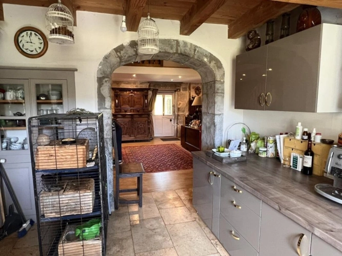 Photos 8 - Prestigious - Property