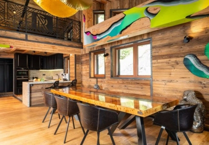 Photos 4 - Prestige - ENSEMBLE ALPIN ULTRA-PREMIUM de 3 500 m² à TIGNES (73) 5 Chalets, accès ski au pied, vue, piscine