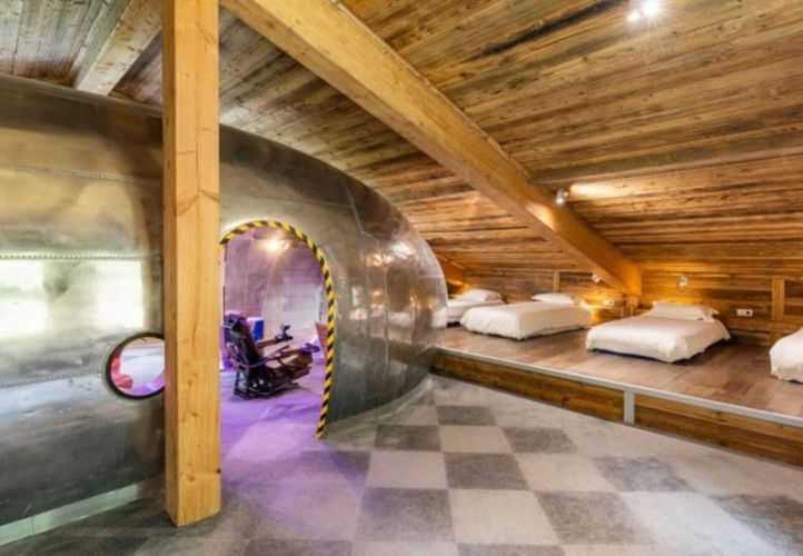 Photos 7 - Prestige - ENSEMBLE ALPIN ULTRA-PREMIUM de 3 500 m² à TIGNES (73) 5 Chalets, accès ski au pied, vue, piscine