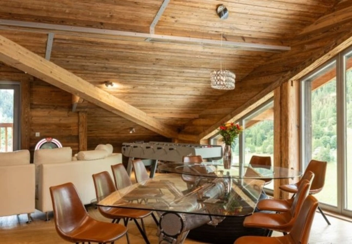 Photos 32 - Prestige - ENSEMBLE ALPIN ULTRA-PREMIUM de 3 500 m² à TIGNES (73) 5 Chalets, accès ski au pied, vue, piscine