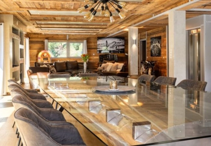 Photos 75 - Prestige - ENSEMBLE ALPIN ULTRA-PREMIUM de 3 500 m² à TIGNES (73) 5 Chalets, accès ski au pied, vue, piscine