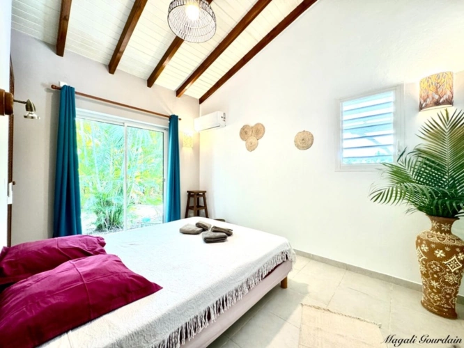 Photos 15 - Prestige - SAINT-FRANÇOIS – VILLA D’EXCEPTION AVEC GRANDE PISCINE, À 5 MINUTES DES PLAGES