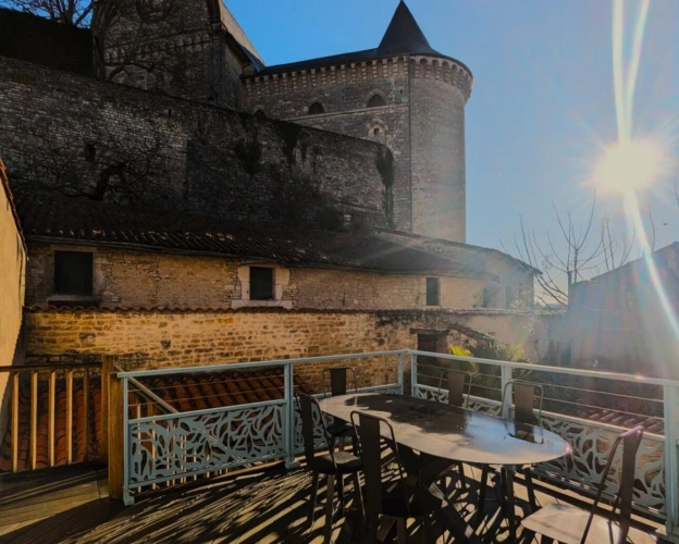 Photos 3 - Touristique - Demeure de ville et village