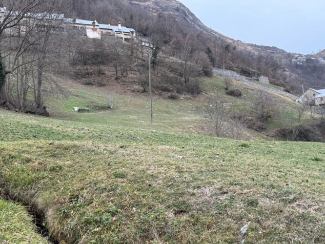 Photos 17 - Rurale - Propriété agricole sur 2,4 hectares de terrain