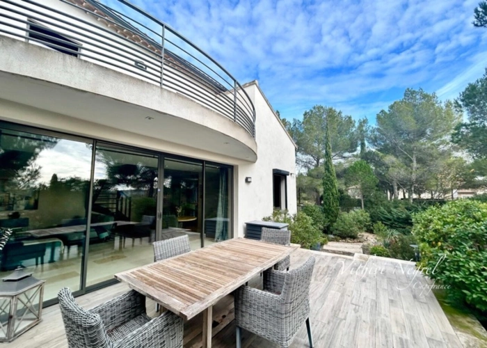 Photos 2 - Prestige - Propriété avec piscine à vendre, MOURIES (13)