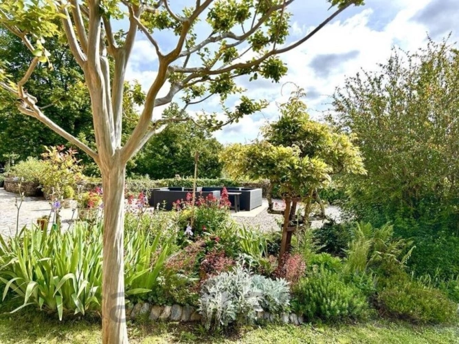 Photos 31 - Prestige - Vaste Propriété avec magnifique vue sur Najac, 15 chambres, piscine et tennis entourée par 5 hectares