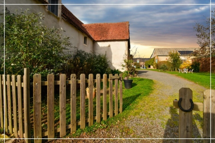 Photos 30 - Équestre - Propriete à vendre 7 pièces REIGNY (18)