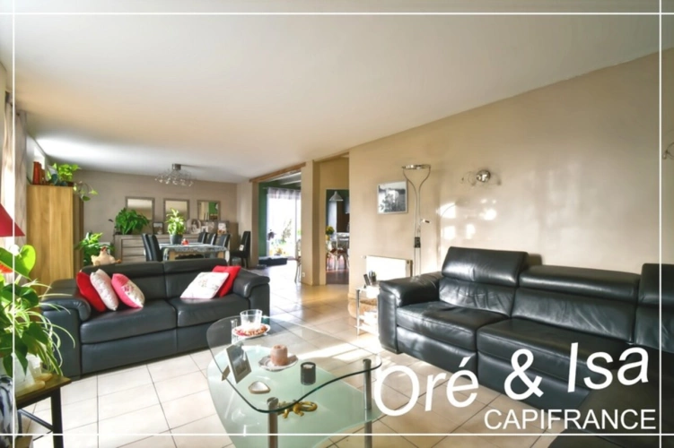 Photos 54 - Équestre - Propriete à vendre 7 pièces REIGNY (18)