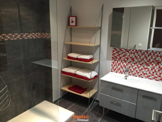 Photos 14 - Touristique - Domaine Touristique clé en main avec 5 gîtes, 2 piscines et Ma