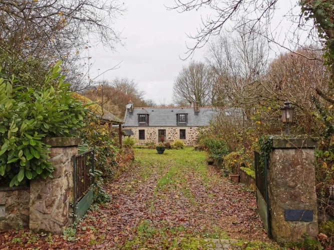 Photos 1 - Forestière - Maison en pierres avec parc arboré et étang