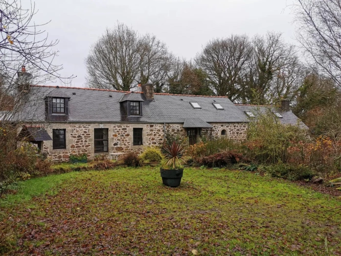 Photos 2 - Forestière - Maison en pierres avec parc arboré et étang