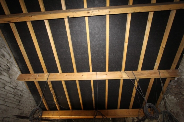 Photos 7 - Rurale - Dpt Côte d'Or (21), à vendre GISSEY SUR OUCHE Grange P3 + local soit 138 m²