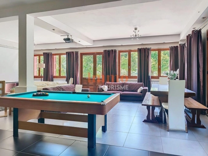 Photos 9 - Touristique - Domaine de gîtes et chambres d'hôtes de caractère - Pied du