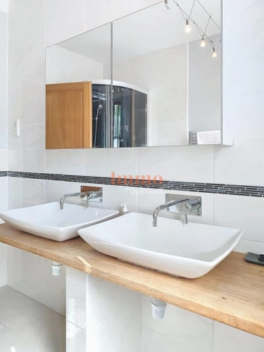 Photos 17 - Touristique - Domaine de gîtes et chambres d'hôtes de caractère - Pied du