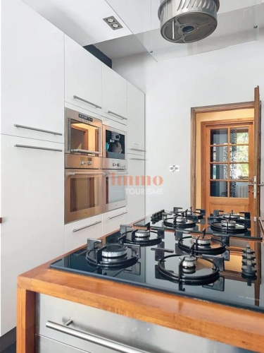 Photos 21 - Touristique - Domaine de gîtes et chambres d'hôtes de caractère - Pied du