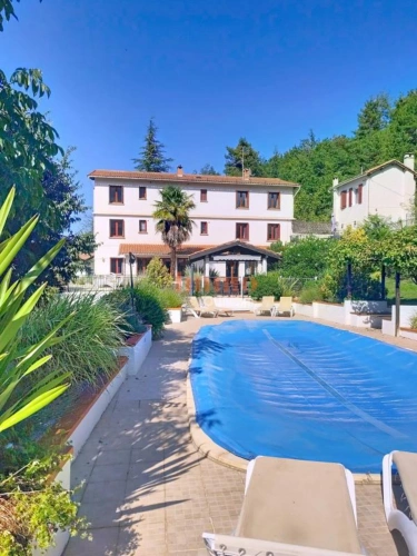 Photos 22 - Touristique - Domaine de gîtes et chambres d'hôtes de caractère - Pied du