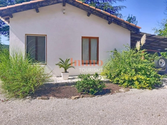 Photos 26 - Touristique - Domaine de gîtes et chambres d'hôtes de caractère - Pied du