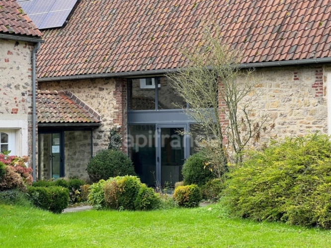 Photos 2 - Prestige - À VENDRE - ST LÉONARD - PROPRIÉTÉ DE CARACTÈRE EN PIERRES - 4,75 HECTARES - 7 APPARTEMENTS - PISCINE COUVERTE - LOCAL TECHNIQUE