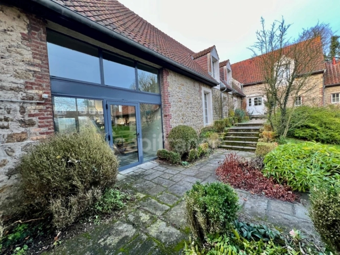 Photos 14 - Prestige - À VENDRE - ST LÉONARD - PROPRIÉTÉ DE CARACTÈRE EN PIERRES - 4,75 HECTARES - 7 APPARTEMENTS - PISCINE COUVERTE - LOCAL TECHNIQUE