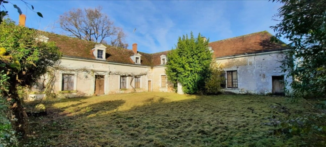 Photos 2 - Rurale - Nord Indre, ferme fortifiée à rénover