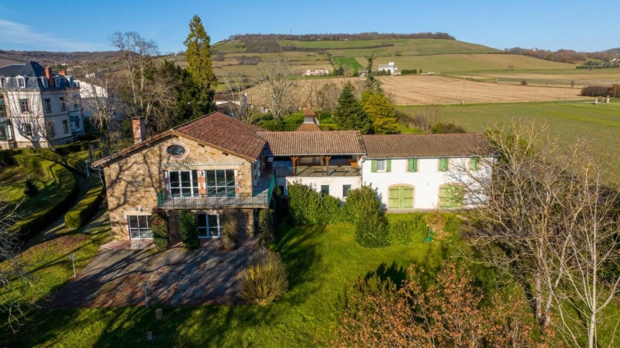 Photos 4 - Prestigious - Estate