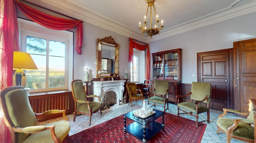 Photos 6 - Prestigious - Estate