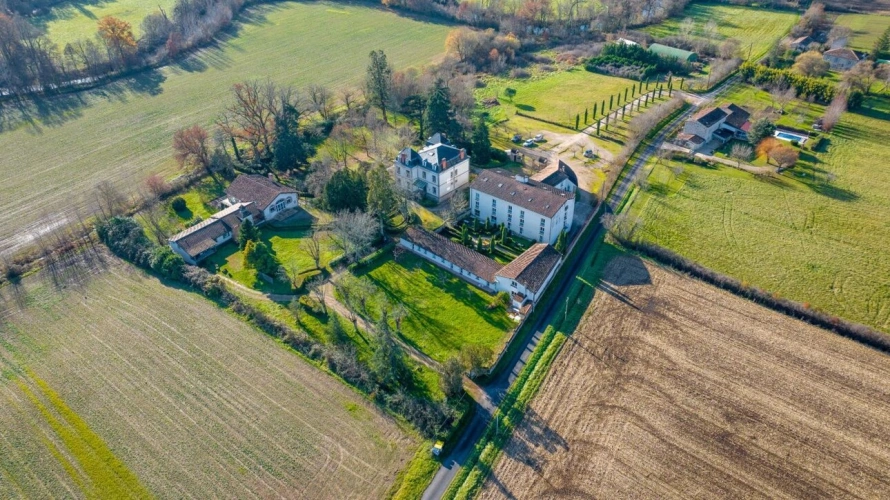 Photos 18 - Prestigious - Estate