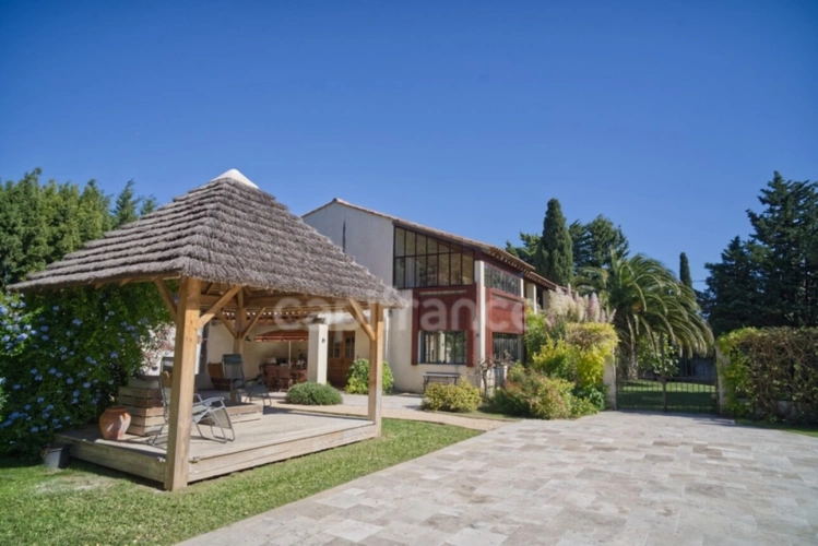 Photos 17 - Prestige - Propriete à vendre 9 pièces GRAVESON (13)