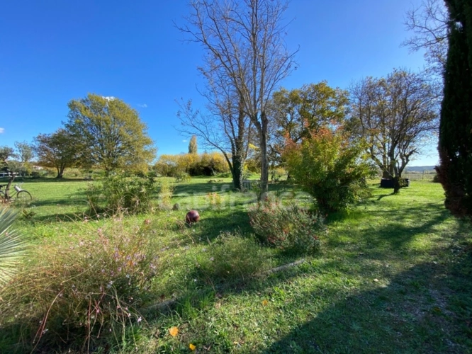 Photos 11 - Tourist - Dpt Gard (30), à vendre 5mn d'UZES, Belle propriété RP, chambres d'hôtes et gîte, piscine, parc 5 00