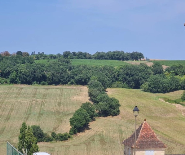 Photos 5 - Rural - House