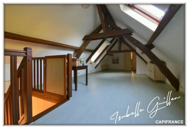 Photos 16 - Touristique - Propriéte à vendre 3 pièces NERIS LES BAINS (03) Grande maison isolée