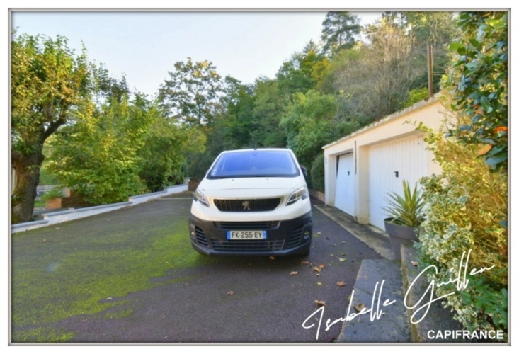 Photos 24 - Touristique - Propriéte à vendre 3 pièces NERIS LES BAINS (03) Grande maison isolée