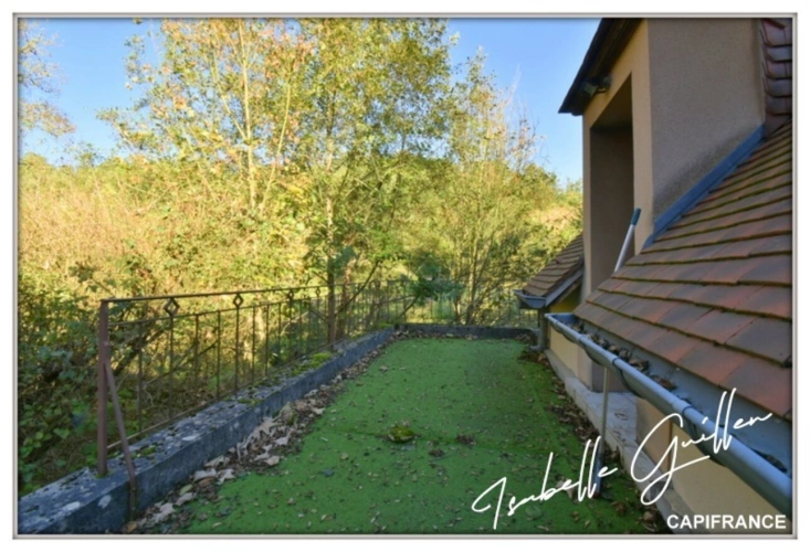 Photos 47 - Touristique - Propriéte à vendre 3 pièces NERIS LES BAINS (03) Grande maison isolée