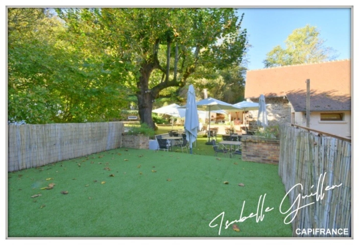 Photos 50 - Touristique - Propriéte à vendre 3 pièces NERIS LES BAINS (03) Grande maison isolée