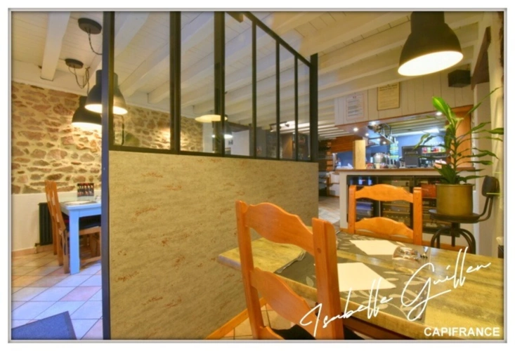 Photos 58 - Touristique - Propriéte à vendre 3 pièces NERIS LES BAINS (03) Grande maison isolée