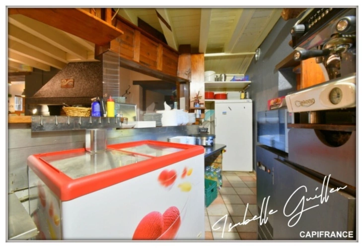 Photos 62 - Touristique - Propriéte à vendre 3 pièces NERIS LES BAINS (03) Grande maison isolée