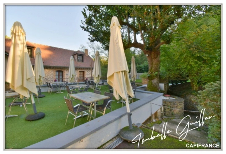 Photos 78 - Touristique - Propriéte à vendre 3 pièces NERIS LES BAINS (03) Grande maison isolée