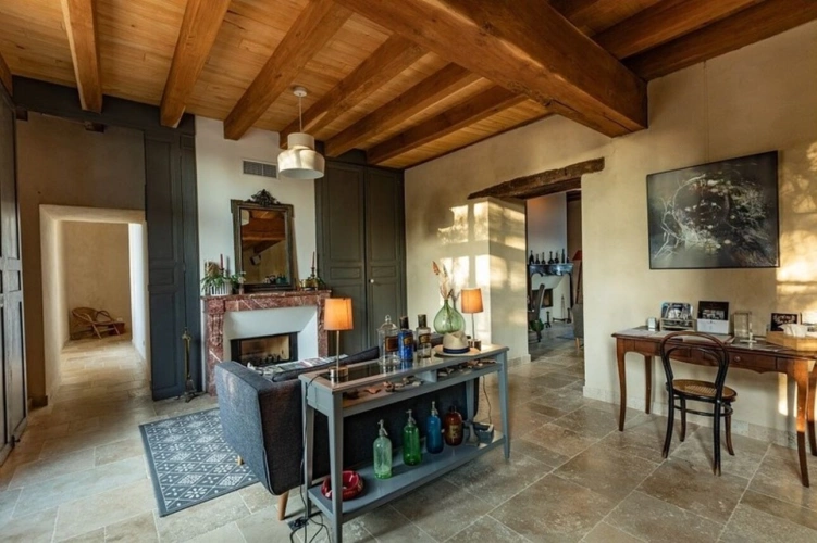 Photos 3 - Prestige - Dpt  (32) : ELEGANT CHATEAU XIX, sans travaux, bases médievales avec douves, piscine, sur 9100m2 jardin clos