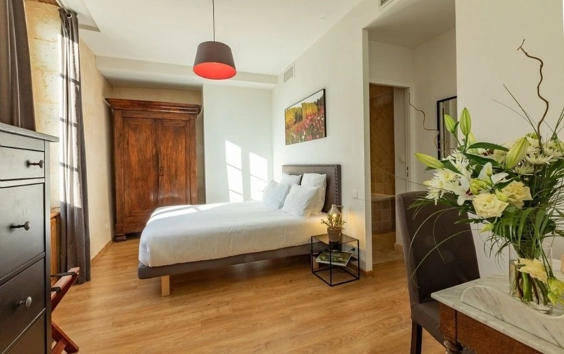 Photos 20 - Prestige - Dpt  (32) : ELEGANT CHATEAU XIX, sans travaux, bases médievales avec douves, piscine, sur 9100m2 jardin clos