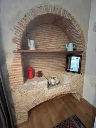 Photos 45 - Prestige - Dpt  (32) : ELEGANT CHATEAU XIX, sans travaux, bases médievales avec douves, piscine, sur 9100m2 jardin clos